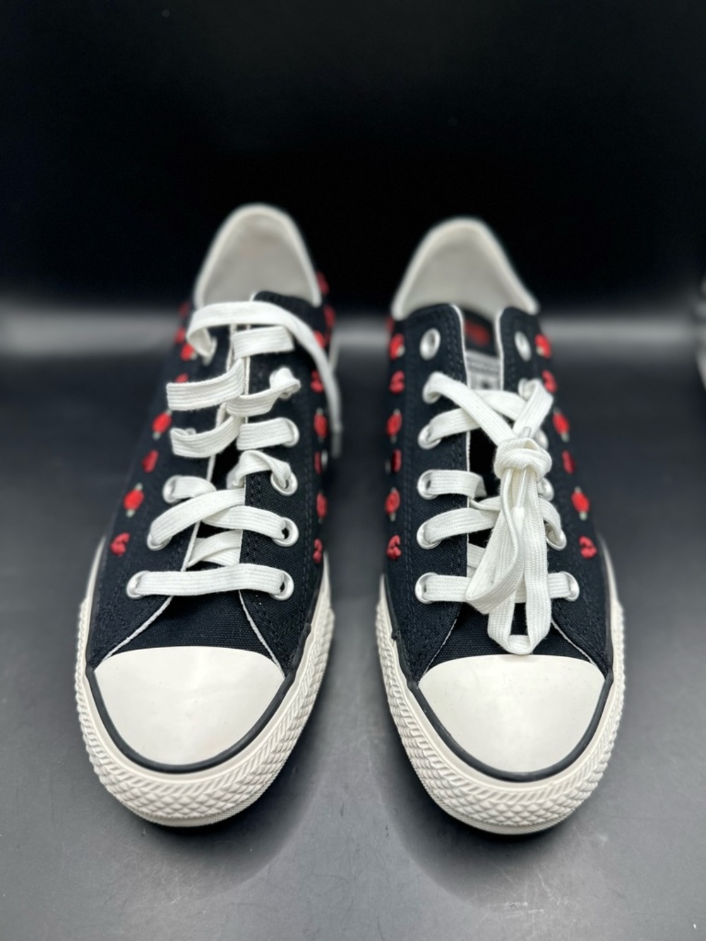 Converse Chuck Taylor All Star WMNS Low Valentines Day Sz 8 (NEW) A13651F No Lid